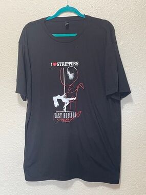 East Rosebud Fly&Tackle "I ❤️Strippers" Men's Black Tee. Good Condition. Size XL